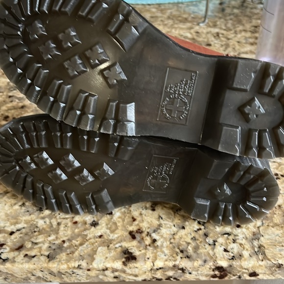 Dr Martens - Picture 2 of 3